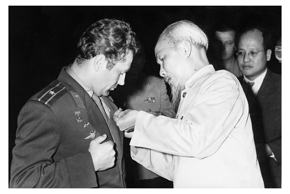 Chủ tịch Hồ Chí Minh và mối quan hệ thủy chung son sắt với nước Nga